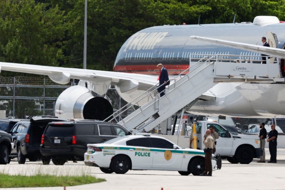 DONALD TRUMP EN MIAMI