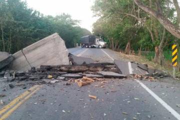 Atentado del ELN durante paro armado en vía de Curumaní, Cesar / Foto: @cucutadenuncia