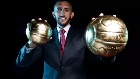 Camilo Vargas recibió el Balón de Oro mexicano 