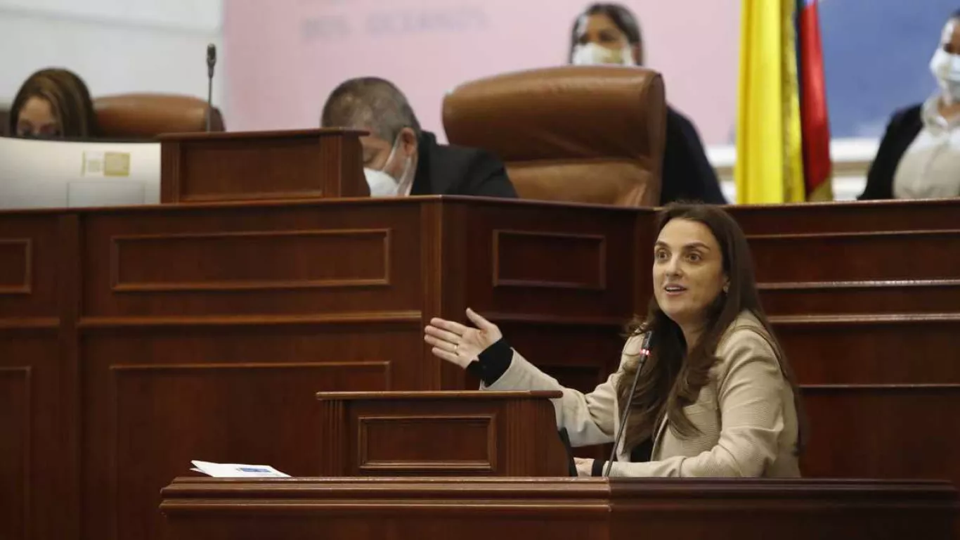 Ministra MinTic pide explicación a la RAE 