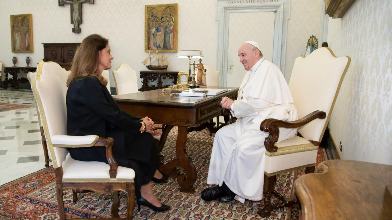 Reunión de la vicepresidenta Marta Lucía Ramírez con el Papa Francisco