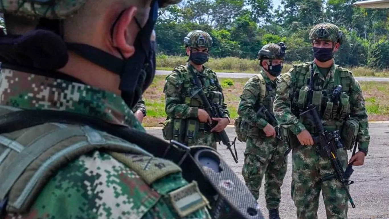 Triple ataque con explosivos contra el Ejército Nacional