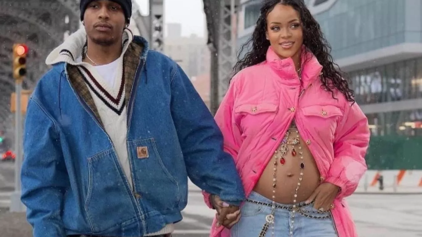 Rihanna espera su primer bebé 31 enero