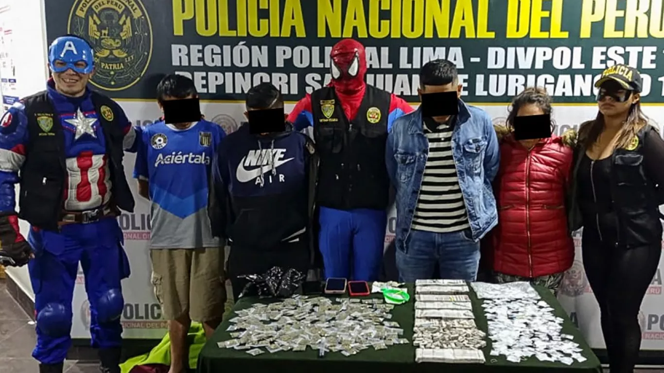 Polícia disfraz