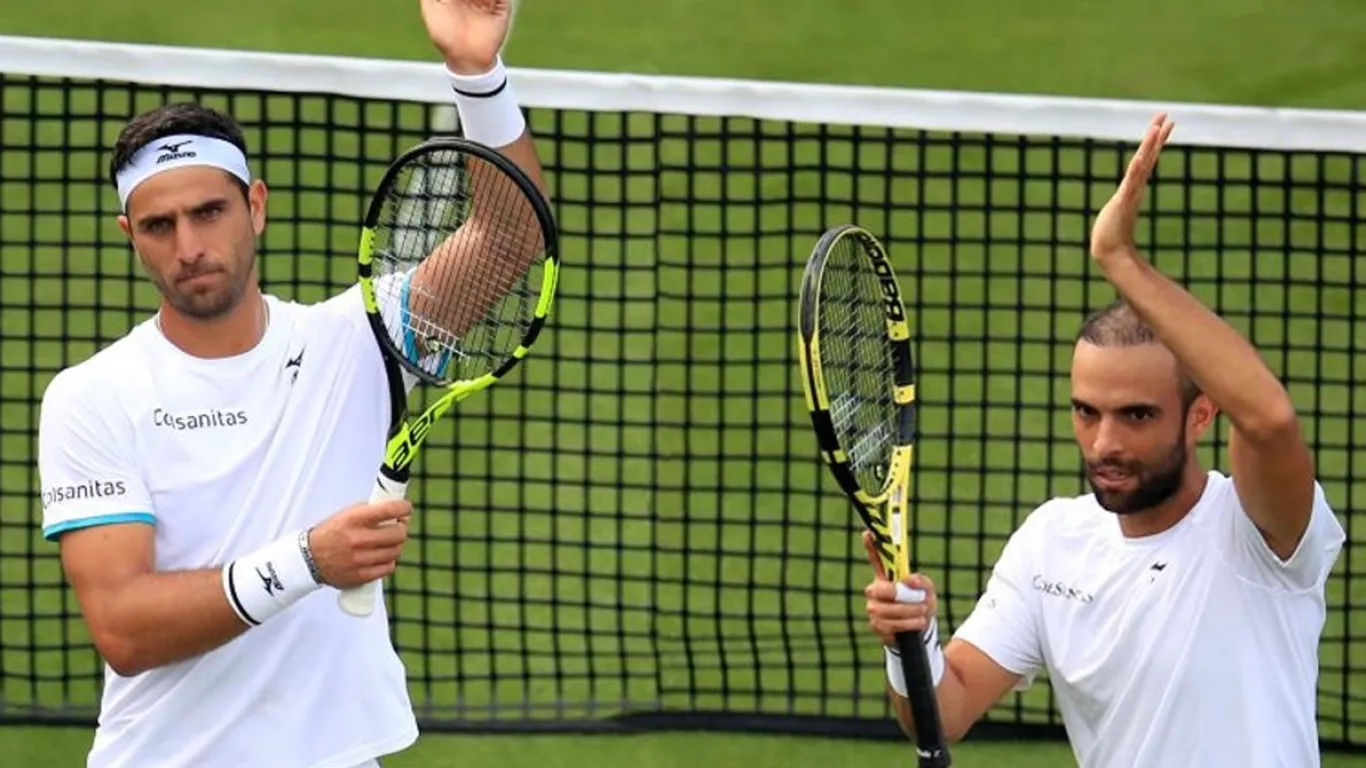 Robert Farah y Juan Sebastián Cabal 12