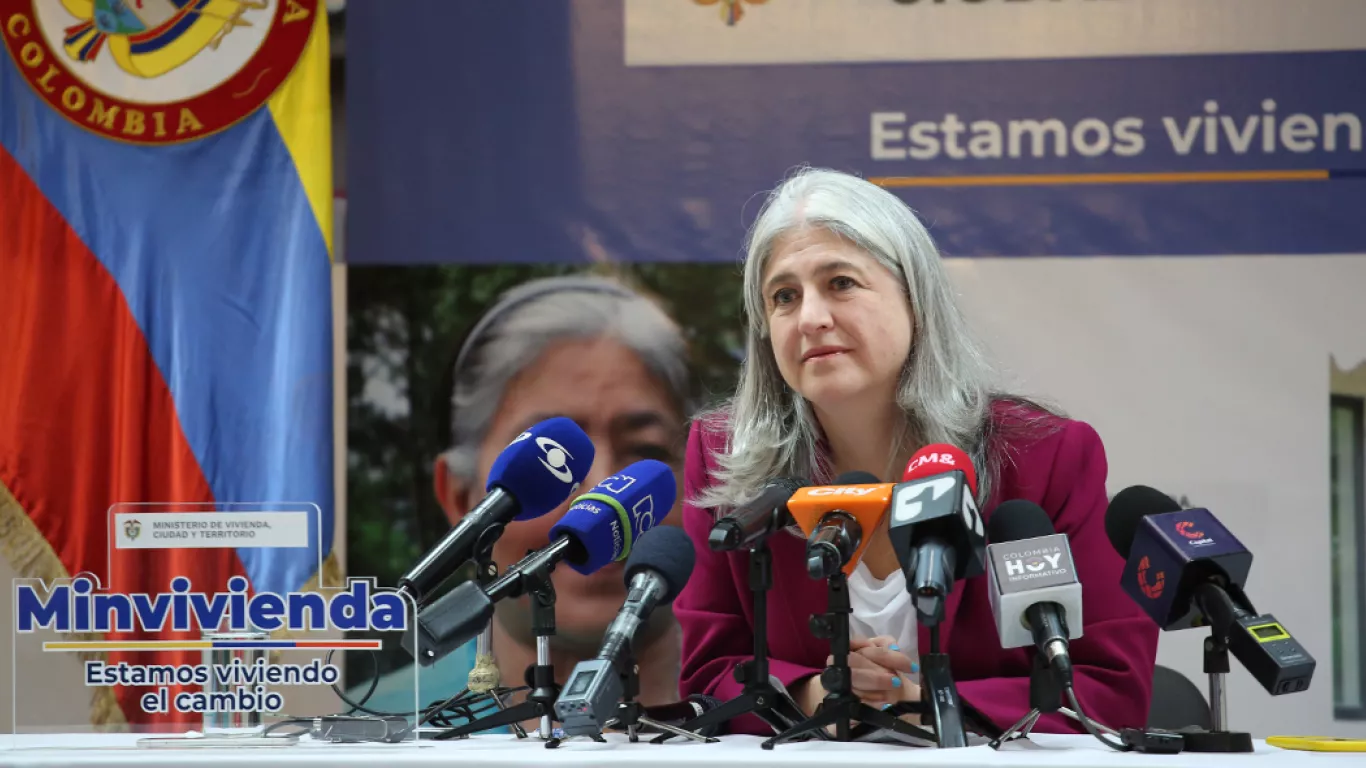 Ministra de Vivienda, Catalina Velasco