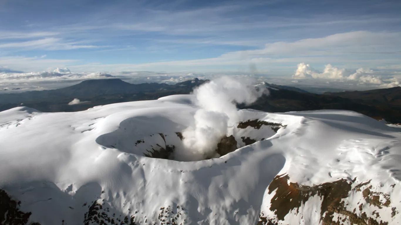 Volcan 5 abril