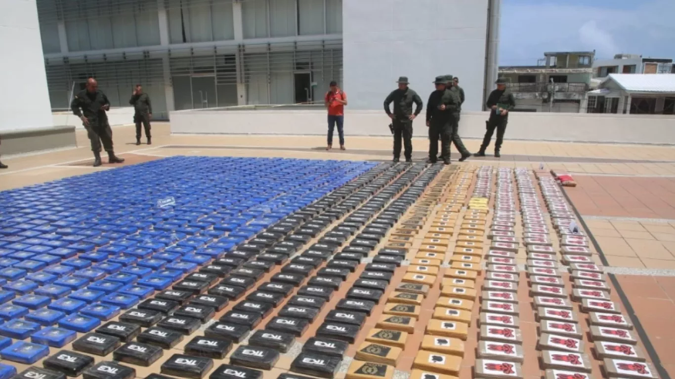 Autoridades incautan 1.5 toneladas de cocaína