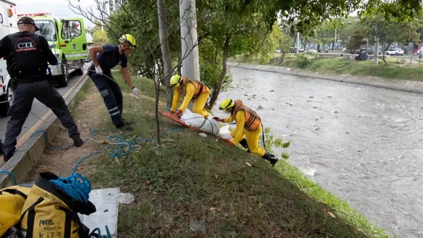 Cuerpo rio medellín