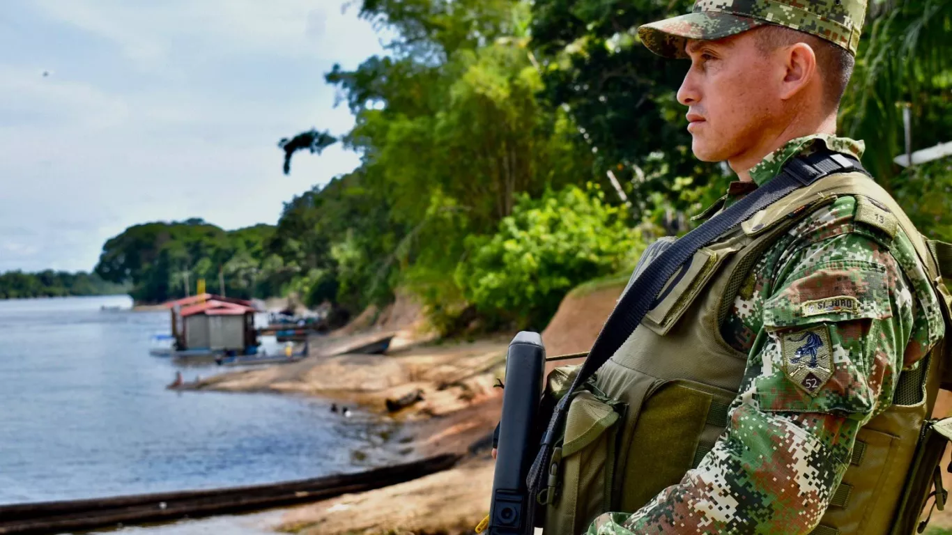 EJÉRCITO NACIONAL DE COLOMBIA FOTO