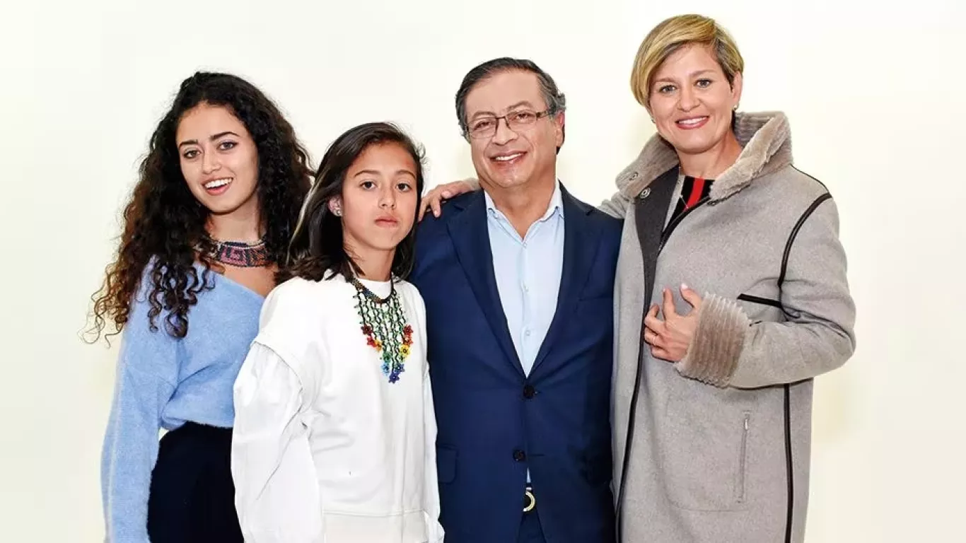 familia gustavo petro