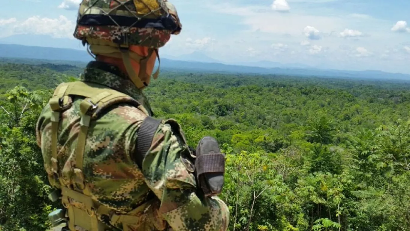 soldado del ejército 16 mayo